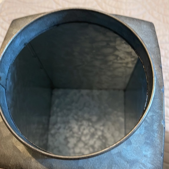 ๐กHOBBY LOBBY TIN CANISTER SET - Picture 4 of 7